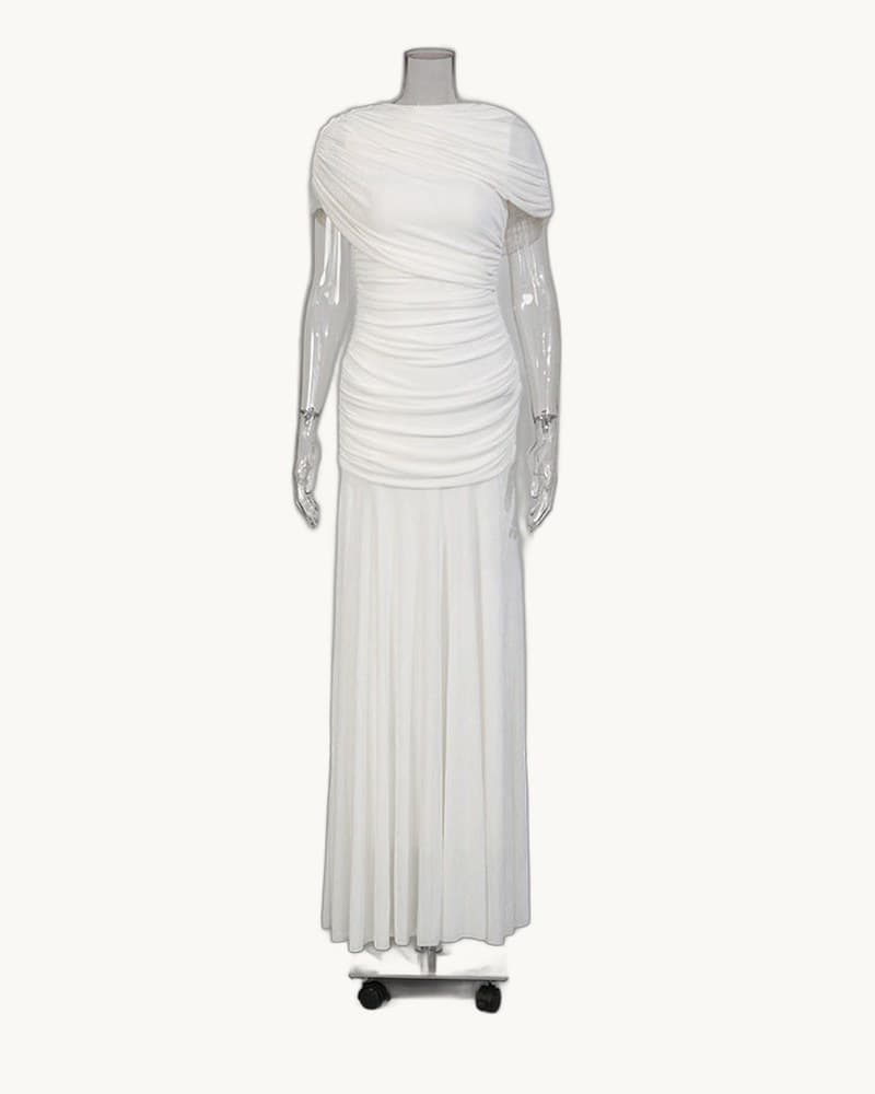 Sleeveless Turtleneck Dress with Gathered Waist 1