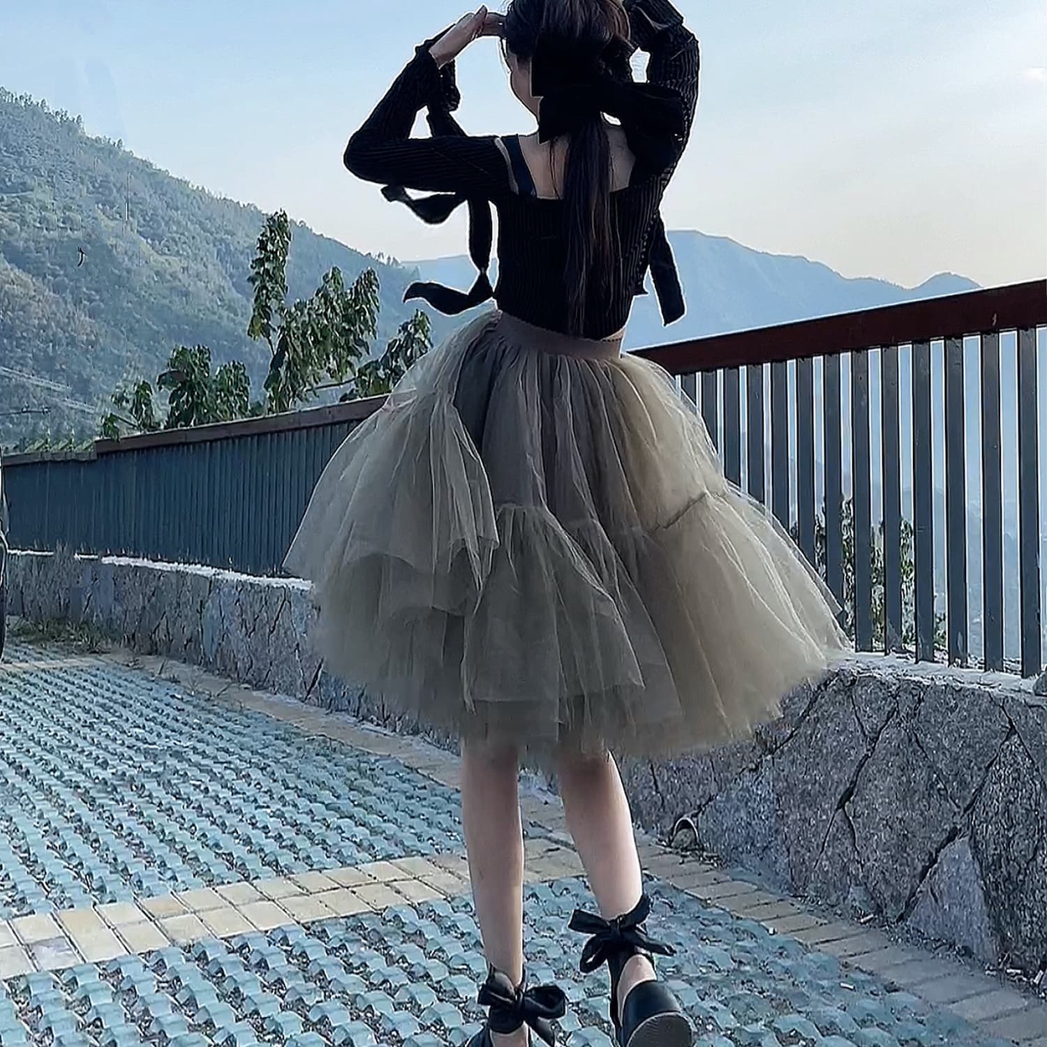 Black Tulle-layered High-waist A-line Skirt, Women's Tutu 1